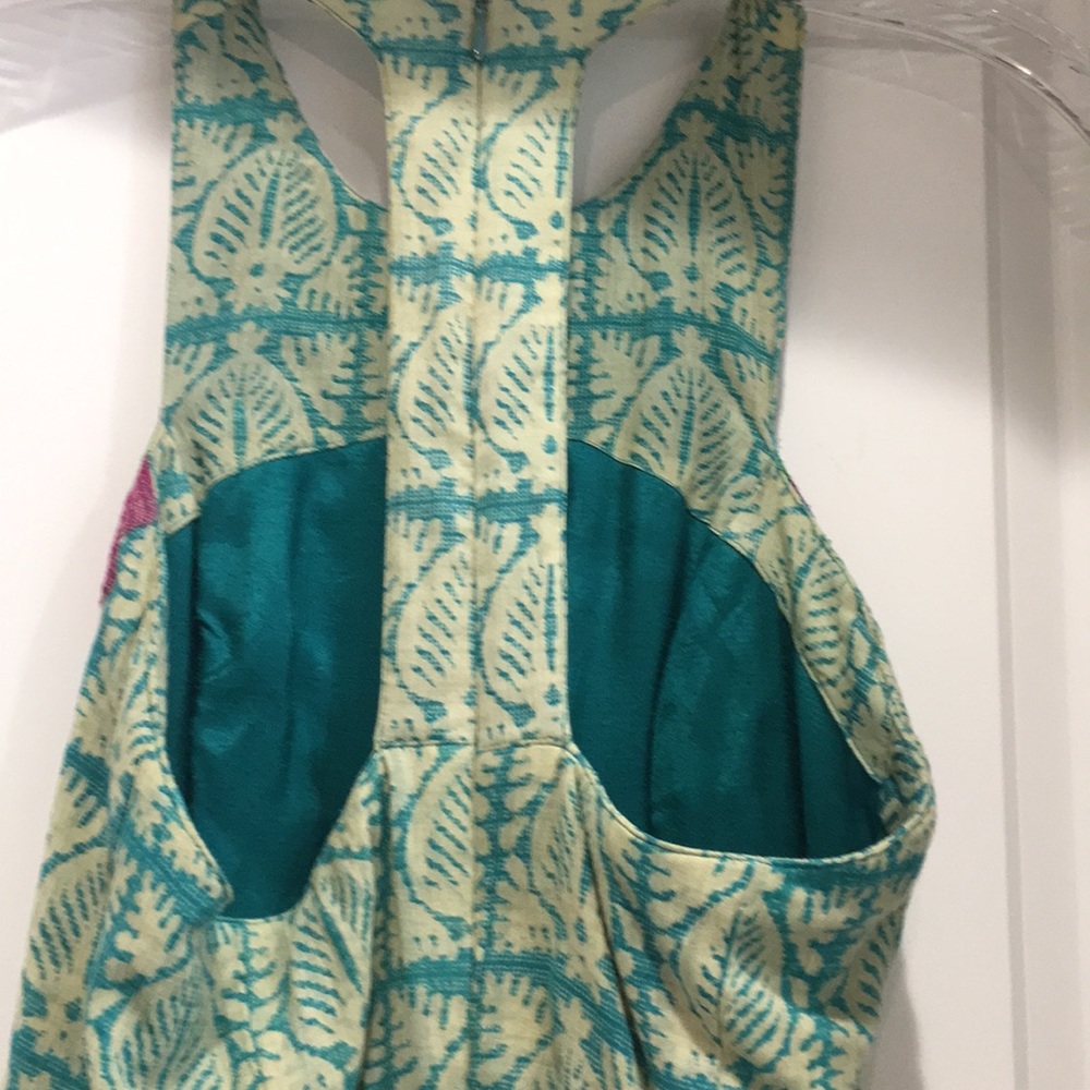 Dress - Picture 4 of 4